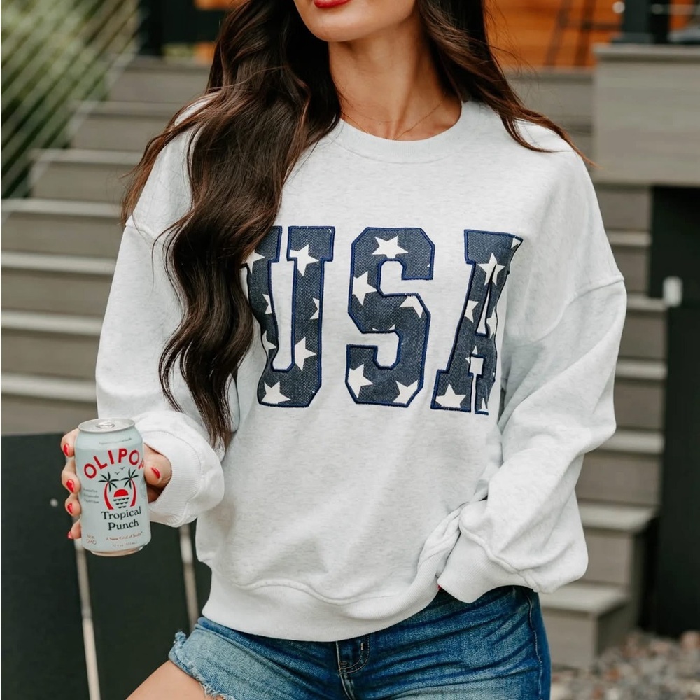 NEW Boutique Lt Gray Navy White Embroidered USA Sweatshirt Sz M - Fits Like XL
